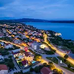 Frane By Interhome * Maslenica
