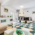 Feriehus Frane By Interhome