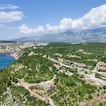 Frane By Interhome * Maslenica