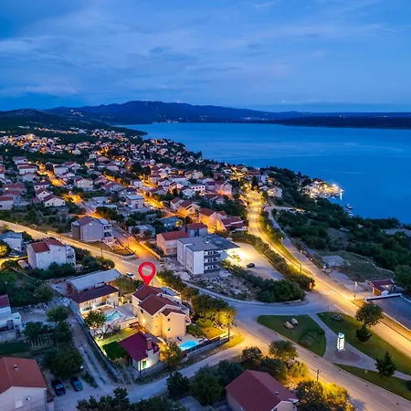 Frane By Interhome * Maslenica