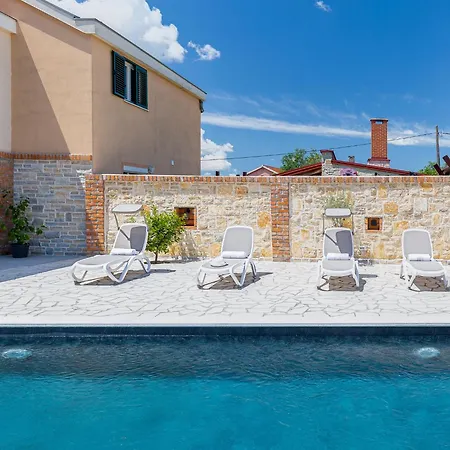 Frane By Interhome