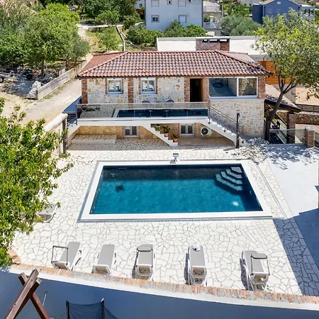 Frane By Interhome Сasa de vacaciones