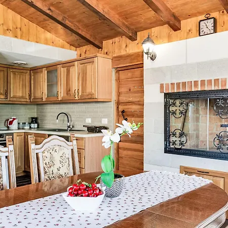 Сasa de vacaciones Frane By Interhome
