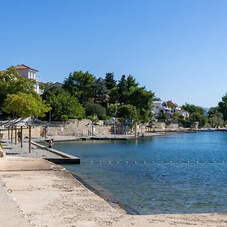 Frane By Interhome Сasa de vacaciones