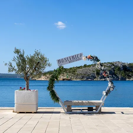 Сasa de vacaciones Frane By Interhome