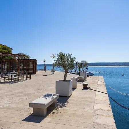 Frane By Interhome Сasa de vacaciones *