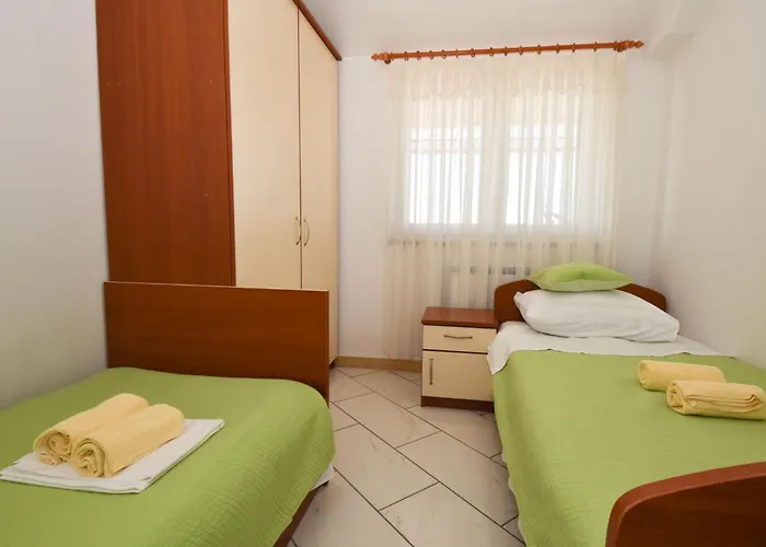 Frane By Interhome Maslenica
