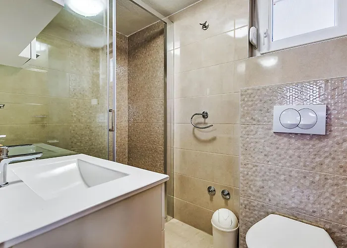 Dom wakacyjny Frane By Interhome